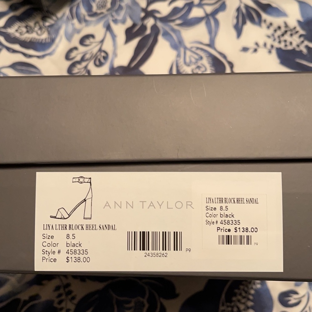 Ann Taylor Liya Leather Block Heel Sandals Shoes 458335 - Picture 3 of 11